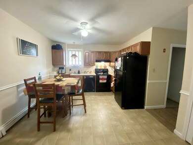 370 Circle Rd unit 7, Manchester, NH 03103 - photo 5