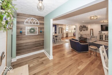 718 Meadow Ln, Plainfield, IN 46168 - photo 5