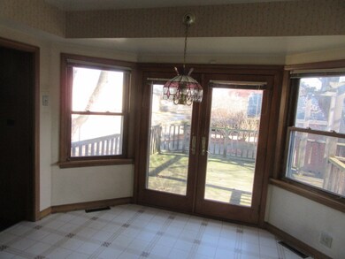 615 Manchester Ave, Westchester, IL 60154 - photo 5