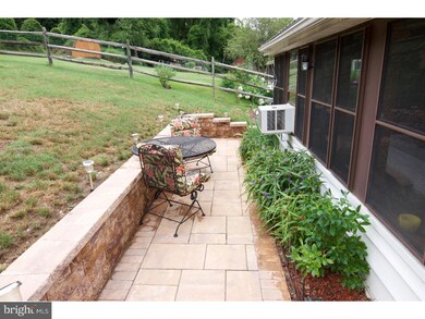 776 Fairmont Ave, Mohnton, PA 19540 - photo 4