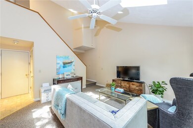 35 Acorn Ct unit H4, Wakefield, RI 02879 - photo 4