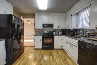 113 Bordeaux Ct, Lebanon, TN 37090 - photo 4