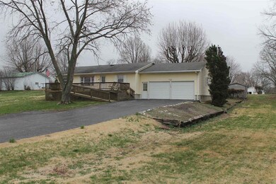 408 S Division St, Francisco, IN 47649 - photo 2