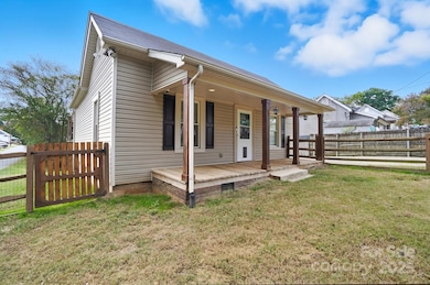 64 Robinson Dr SW, Concord, NC 28027 - photo 5