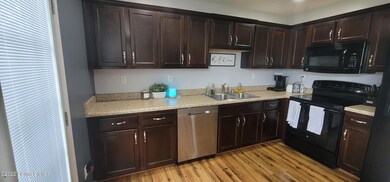 295 Crossfield Dr, Mount Washington, KY 40047 - photo 4