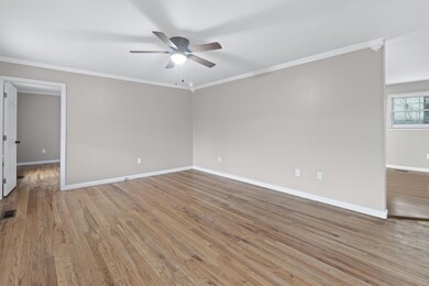 347 Highland Dr-4