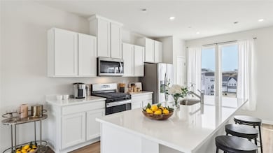 311 Alliance Cir, Jackson Township, PA 16037 - photo 2