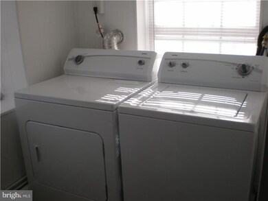 446 Apple St, Pottstown, PA 19464 - photo 3