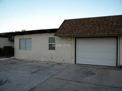 Property Photo. Front entrance with driveway