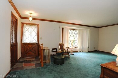 2471 Knapp St NE, Grand Rapids, MI 49505 - photo 5