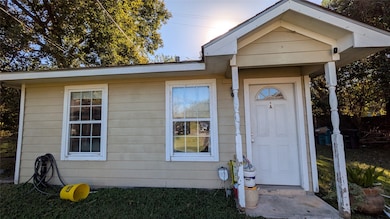 6102 Harbrook Dr, Houston, TX 77087 - photo 2