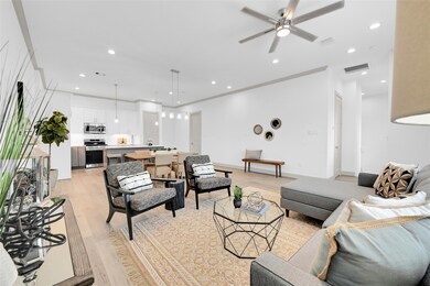 1534 Dewalt St, Houston, TX 77088 - photo 3