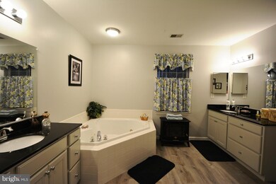 9697 Devedente Dr, Owings Mills, MD 21117 - photo 4