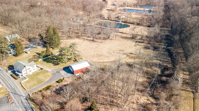 2004 Delabole Rd, Pen Argyl, PA 18072 - photo 7