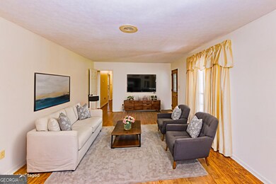 313 Johnston Dr, Thomaston, GA 30286 - photo 4