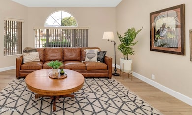 9013 W Kerry Ln, Peoria, AZ 85382 - photo 2