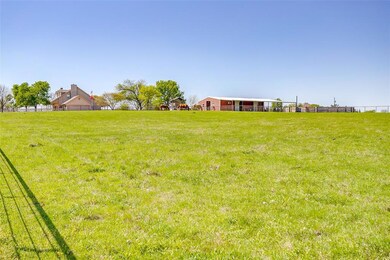 125 Meadow Crest Rd, Fort Worth, TX 76108 - photo 2