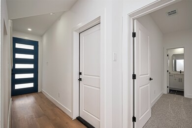 6905 Saint Augustine St, Houston, TX 77021 - photo 3