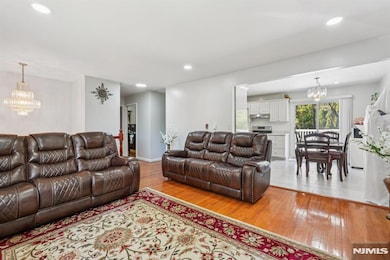 145 Catherine Ave, Mahwah, NJ 07430 - photo 6