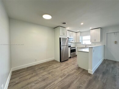 2436 Van Buren St unit 13, Hollywood, FL 33020 - photo 2