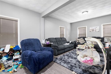 10 Grove St, West Warwick, RI 02893 - photo 5