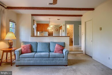 105 Waterford Cir, Wallingford, PA 19086 - photo 3