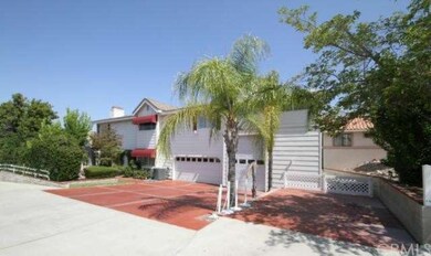 22570 Calcutta Dr, Canyon Lake, CA 92587 - photo 2