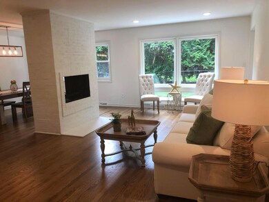 Living & Fireplace