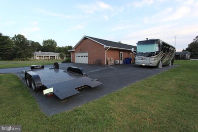 7914 Clearfield Rd, Frederick, MD 21702 - photo 3