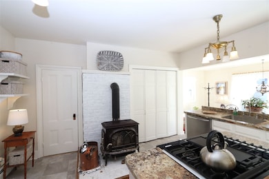 285 Union St, Portsmouth, NH 03801 - photo 7