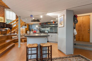 22 Carroll St._W5_010