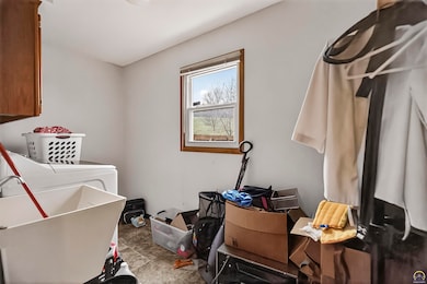 3629 SW Red Hawk Ct, Topeka, KS 66614 - photo 6