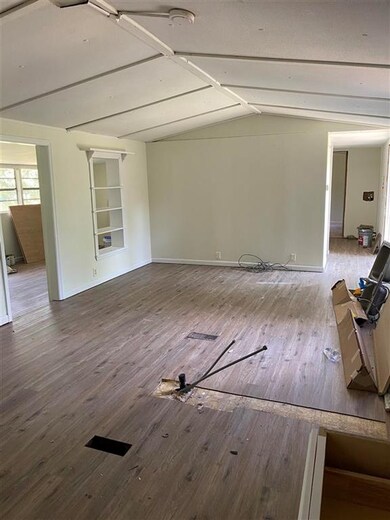 153 Crystal Ln, Crawfordville, FL 32327 - photo 5