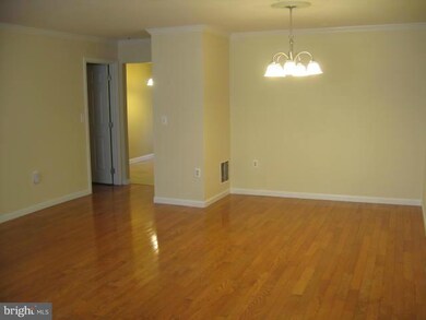 13128 Silver Maple Ct, Bowie, MD 20715 - photo 5