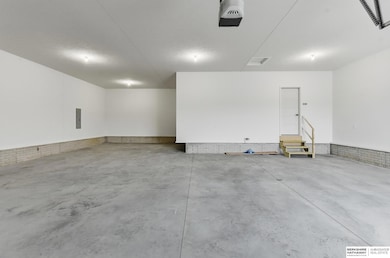 9910 Cimarron St, Papillion, NE 68046 - photo 4