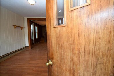 632 E Broad St, Tamaqua, PA 18252 - photo 2