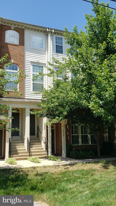 42289 Onyx Terrace, Stone Ridge, VA 20105 - photo 7