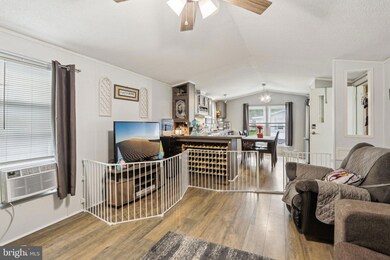 290 Poplar Dr, Quakertown, PA 18951 - photo 6