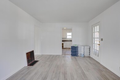 1014 Sycamore St, Carthage, MO 64836 - photo 6