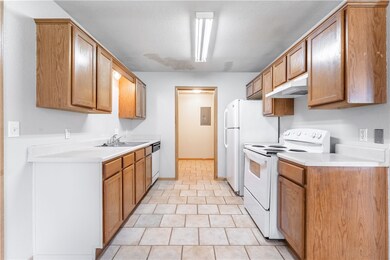 304 E Thurman St unit 1, Prairie Grove, AR 72753 - photo 5