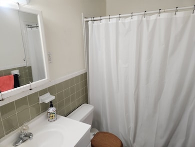 176 Maple Ave unit 2-2, Rutland, MA 01543 - photo 7