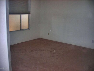 981 N Florence Dr, Chandler, AZ 85226 - photo 7