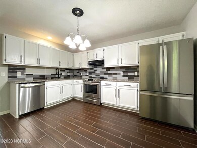 336 Bracken Place, Jacksonville, NC 28540 - photo 4