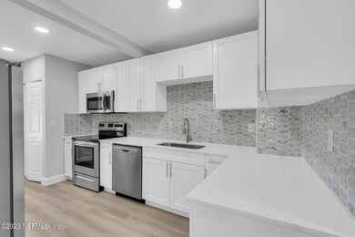 4343 Hercules Ave, Jacksonville, FL 32205 - photo 7