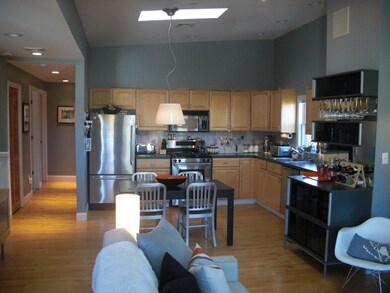 102 Hampshire St unit 4, Cambridge, MA 02139 - photo 3