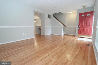 8707 Thornbrook Dr, Odenton, MD 21113 - photo 3