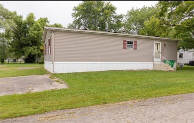 3583 Austin Rd unit 23, Geneva, OH 44041 - photo 3