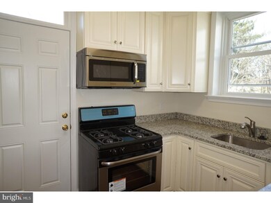 132 Arnold Rd, Ardmore, PA 19003 - photo 4