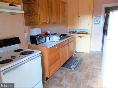 37 E Franklin 1 2 St, Hagerstown, MD 21740 - photo 4