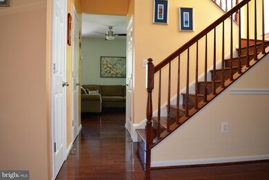 16449 Plumage Eagle St, Woodbridge, VA 22191 - photo 4